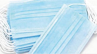 ضبط عامل بحوزته 30 ألف كمامة مجهولة المصدر في الأميرية