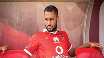 الاستخارة تحسم مستقبل حسام عاشور