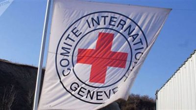 الصليب الأحمر ينظم حفلاً موسيقياً أفريقياً لمدة يومين للتوعية بجائحة كورونا