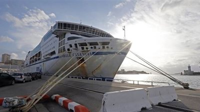 سفينة تُعيد من تونس 1000 مقيم بفرنسا