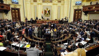 نائب يطالب الحكومة بالكشف عن سياستها بشأن العام الدراسى الجديد