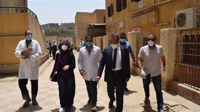 نائب محافظ المنيا : عقوبات صارمة لمن يتقاعس عن العمل | صور