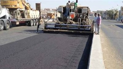 رصف عدد من الطرق الداخلية بتكلفة 8 ملايين جنيه في الوادي الجديد 