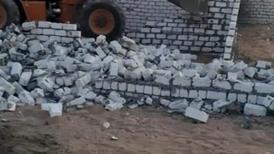 إزالة حالتي تعد على أراضي الدولة بأبو طفيلة في الإسماعيلية| صور