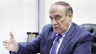 سمير فرج: مصر بصدد الإعلان عن 64 اكتشافا جديدا للغاز