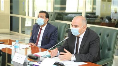 الداودي يتابع مشروعات حياة كريمة في عدد من قري قنا | صور