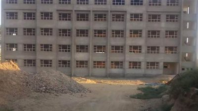 أهالى قرية أبو المكارم ببنى سويف يطالبون باستكمال مدرسة التعليم الأساسى