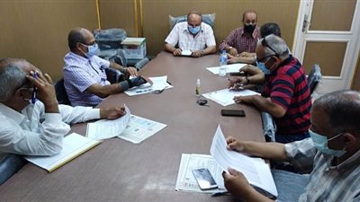 وكيل تموين الإسكندرية يعقد عدة اجتماعات مع مسئولي المديرية