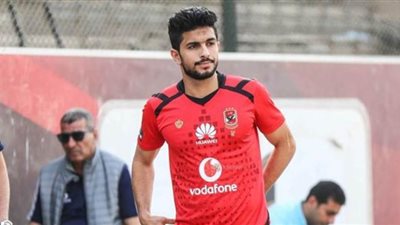 أيمن أشرف يتلقي اتصالات دعم من جهاز المنتخب بعد تعرضه لحادث سير