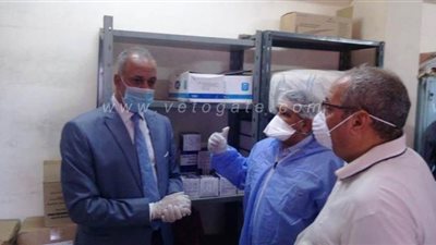 لجنة المستشفيات بقنا تتابع العمل بقوص وفرشوط المركزي | صور