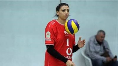 الأهلي يجدد عقد آية الشامي لاعبة الطائرة