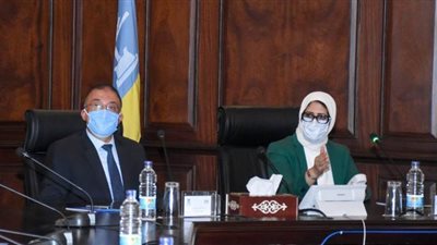 محافظ الإسكندرية يستقبل وزيرة الصحة لمناقشة إجراءات كورونا