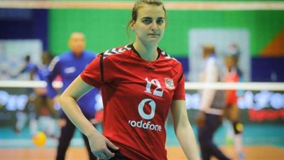 الأهلي يجدد عقد فريدة العسقلاني لاعبة الطائرة موسمين إضافيين