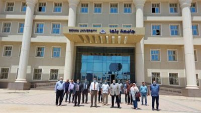 طلاب الدبلومات الخاصة بجامعة بنها يطالبون باستبدال الأبحاث بالامتحانات