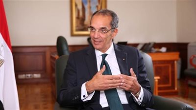 وزير الاتصالات: ساعات الذروة على الانترنت وصلت لـ15 ساعة يوميا