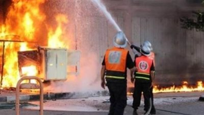 انتداب المعمل الجنائي بحريق نشب في مخزن مول شهير بأكتوبر