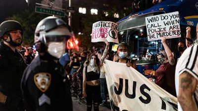 عمدة واشنطن تنضم للمظاهرات المنددة بمقتل 