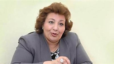 مارجريت عازر تطالب بعقوبات صارمة على مصنعي الكمامات المغشوشة