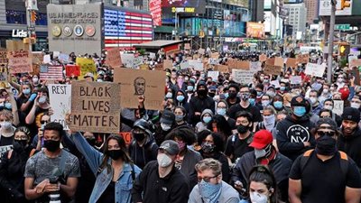 حاخام يحذر اليهود من البقاء في نيويورك: 