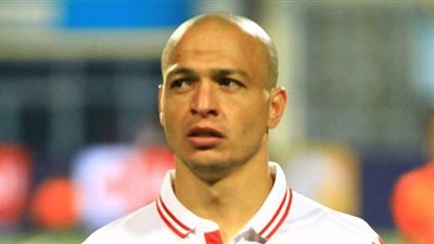 مدافع الزمالك السابق: تتويج الأهلي بالدوري يتسبب فى جدل كبير