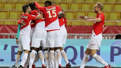 أسود وافتخر.. لاعب موناكو يُشارك في مظاهرات ضد العنصرية