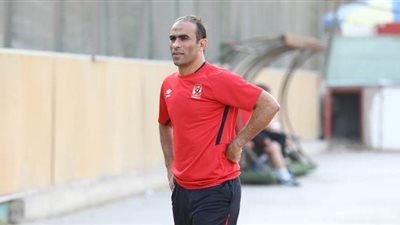 سيد عبد الحفيظ يواصل تحذيراته لنجوم الأهلي من زيادة الوزن