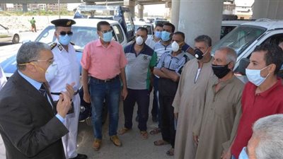 ضبط 324 سيارة لعدم الالتزام بارتداء الكمامة بمراكز المنيا