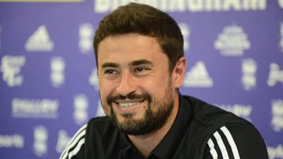 برمنجهام يعلن رحيل مدربه بيب كلوتيت