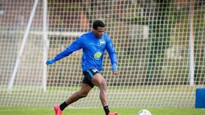 هيرتا برلين يفقد الهولندي ديلروسون لنهاية الموسم للإصابة