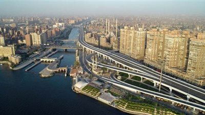 الدكتور عماد نبيل: هناك طفرة كبيرة في مشروعات الطرق والكباري