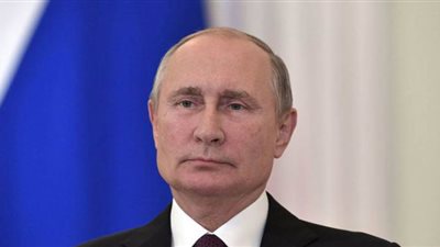 بوتين يُشيد بجهود القاهرة لحل الأزمة الليبية خلال اتصال مع السيسي