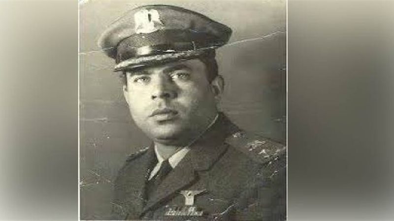 طيار مقاتل صلاح دانش