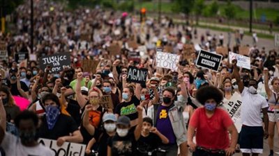 روسيا والصين وإيران ينتقدون العنصرية في الولايات المتحدة