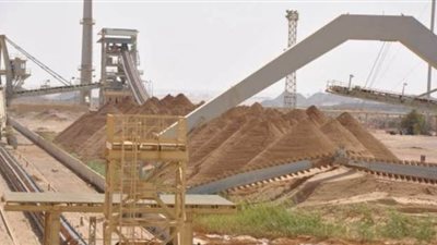 استئناف العمل بمجمع الأسمدة الفوسفاتية بأبو طرطور فور عودة الطيران للوادي الجديد
