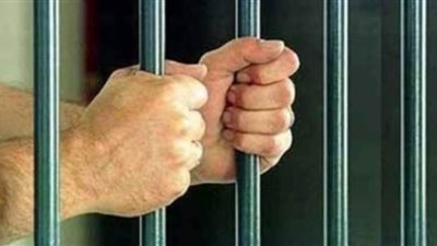 تجديد حبس عاطل بتهمة سرقة حديد وأقفال من موقع تحت الإنشاء بالمطرية