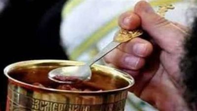 بعد جدل تعديل طقس التناول بسبب كورونا.. تفاصيل صلاة الأسقف على الماستير 