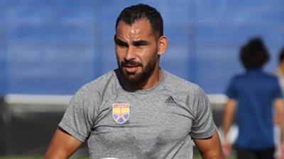 أحمد عيد يوجه انتقادا لاذعا لرئيس الزمالك ويسخر من ضيوف قناة النادي