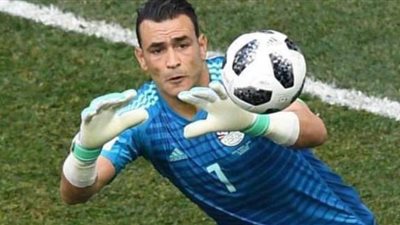 عصام الحضري: كان الله في عون الكورة المصرية