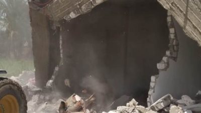 وحدة استرداد الأراضي بقنا: إزالة 293 مبنى مخالفا واستعادة 95 فدانا | صور