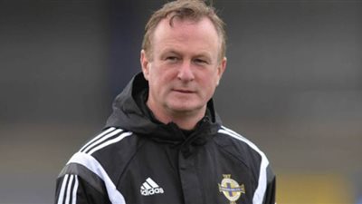 إصابة مايكل أونيل مدرب ستوك سيتي بفيروس كورونا