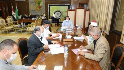 محافظ المنوفية يتابع آخر الاستعدادات لامتحانات الثانوية الأزهرية