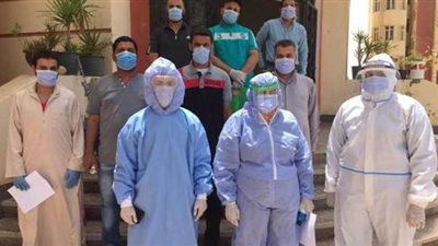خروج 14 مصابًا بعد تعافيهم من كورونا بعزل التأمين الصحى ببنى سويف