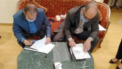 البيئة توقع عقدا مع مستشفيات 