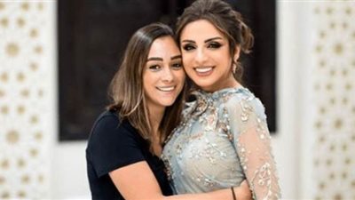 أنغام تهنئ مديرة أعمالها احتفالاً بعقد قرانها على محمد الشرنوبي