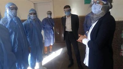نائب محافظ الوادي الجديد تطمئن على سير العمل بمستشفى الداخلة العام