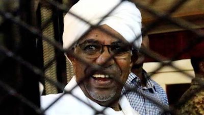 المحكمة الجنائية الدولية تطالب بتسليم عمر البشير