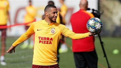 يونس بلهندة يشترط راتباً قدره 6 ملايين يورو قبل الانضمام للهلال السعودي