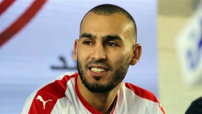 خالد بوطيب يقترب من الانتقال إلى الدحيل القطري