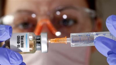 عضو لجنة لقاح كورونا بجامعة أوكسفورد: المصل يحمي من الإصابة بنسبة 80%