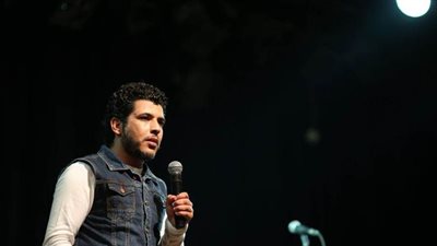 إنجازات من الحجر | الشاعر سالم الشهباني: أغنيتين لعلي الحجار ومجموعة قصصية